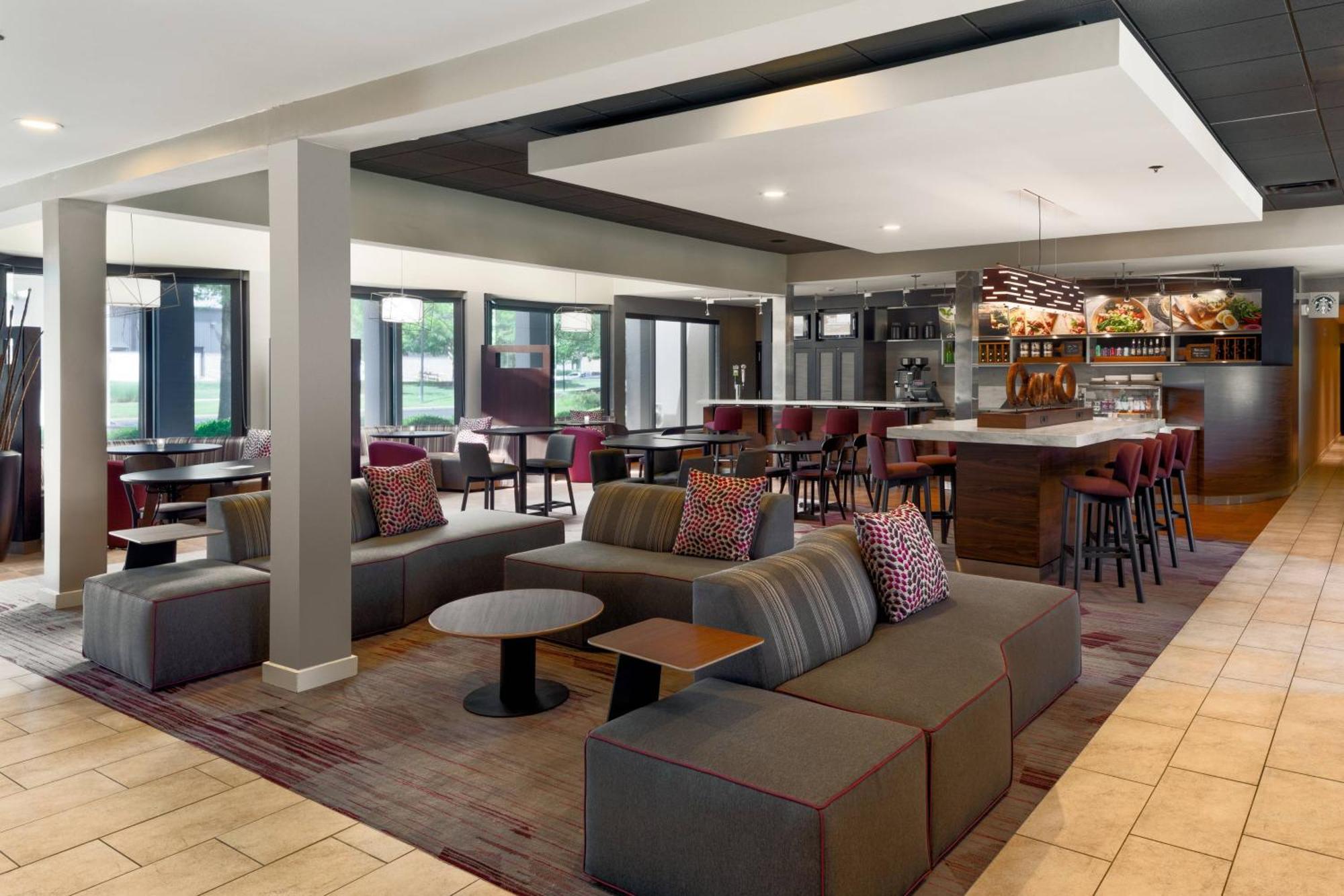 Courtyard Cincinnati Blue Ash Eksteriør billede
