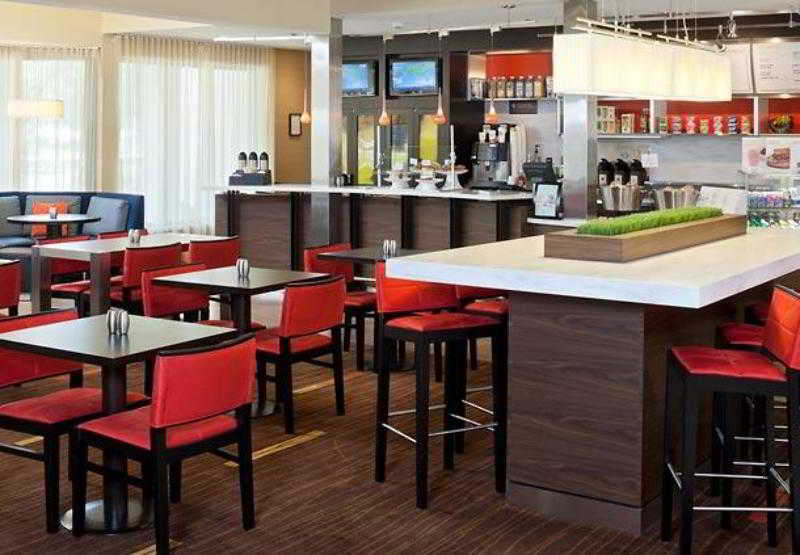 Courtyard Cincinnati Blue Ash Eksteriør billede