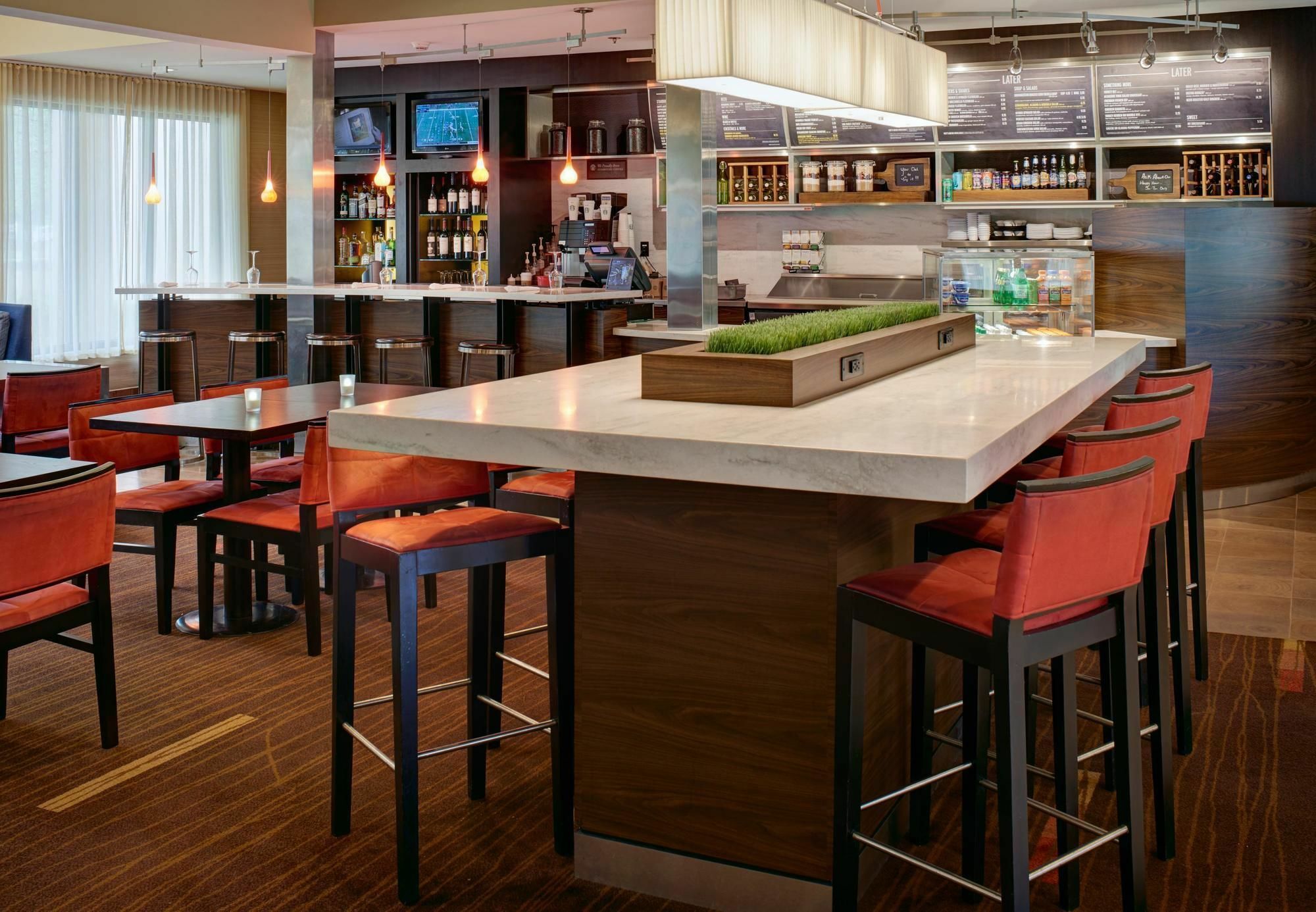 Courtyard Cincinnati Blue Ash Eksteriør billede